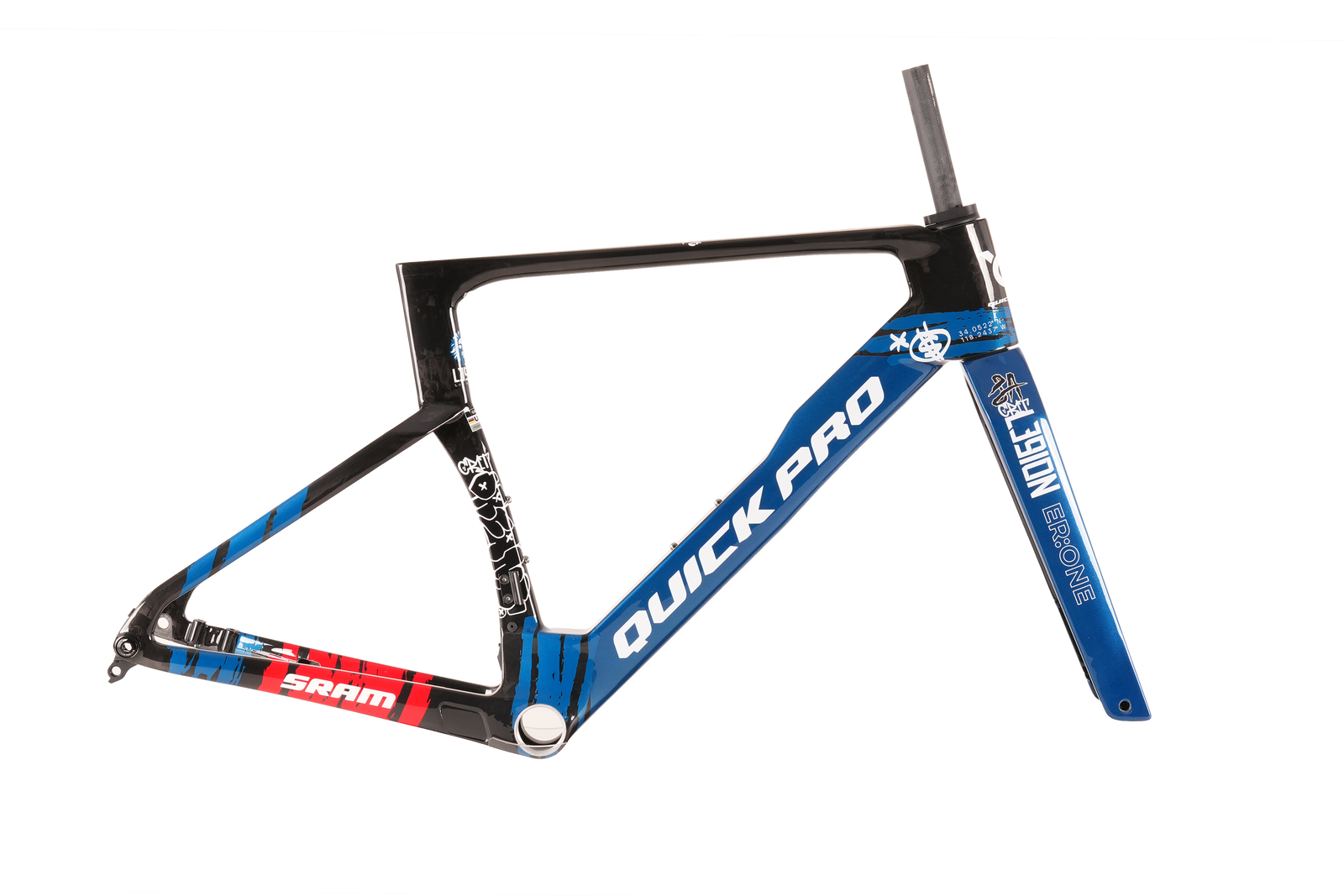 ER:ONE × L39ION FRAME