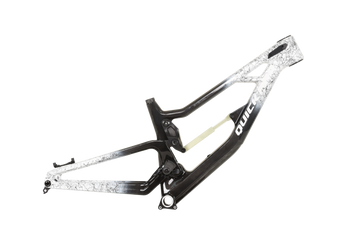 GRAVITY FRAME